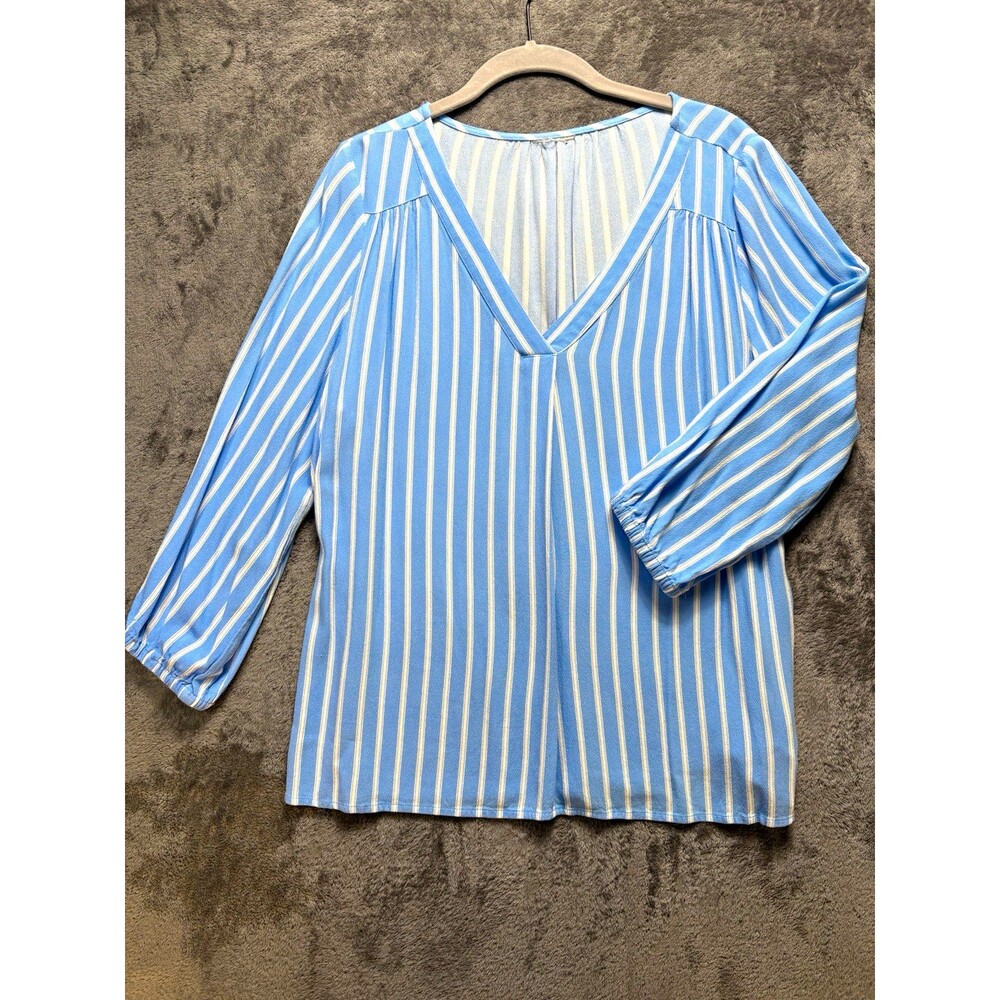 Womenโs Blue/White Striped V-Neck 3/4 Sleeve Nautical Rayon Classic Blouse M/L